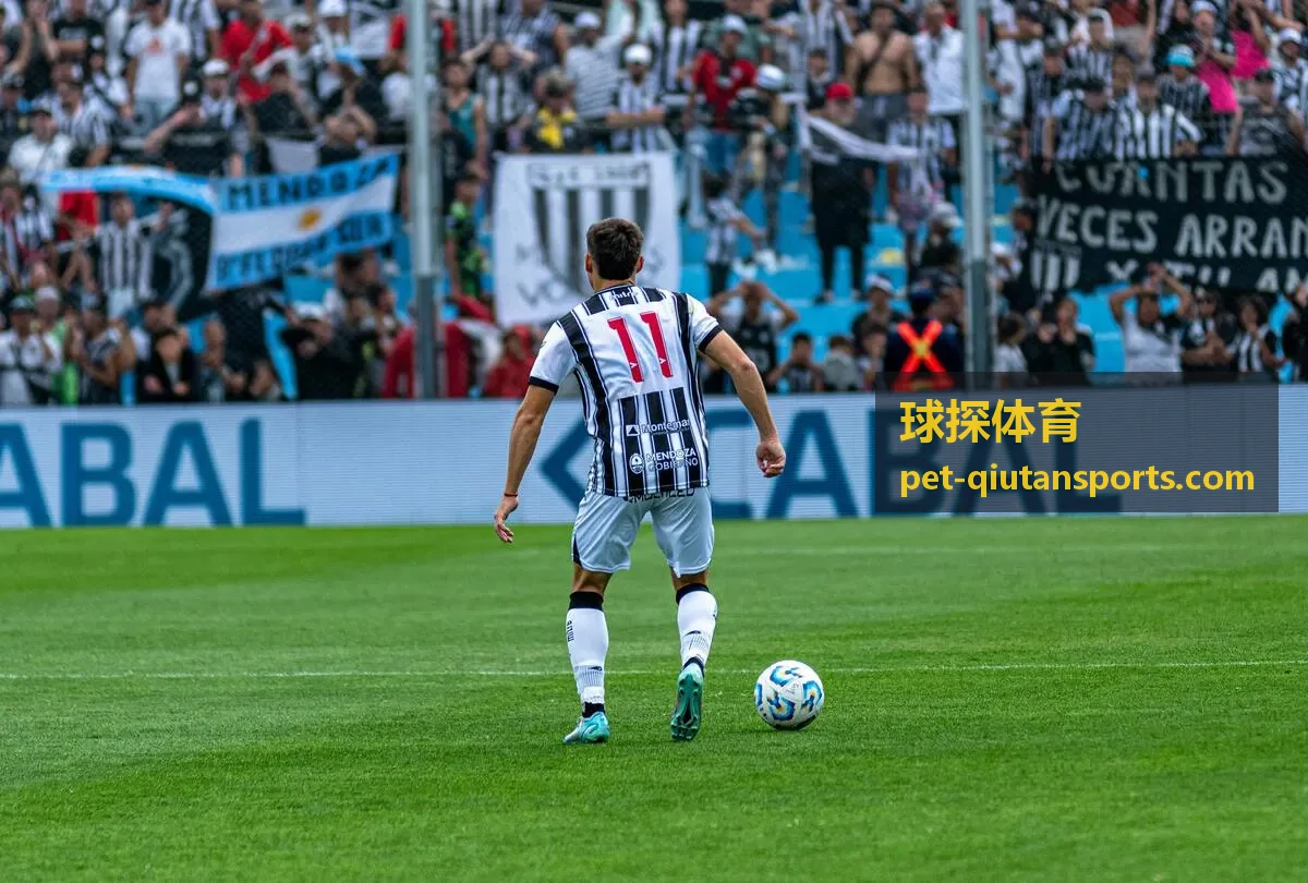 球探体育CBA数据统计图表界面